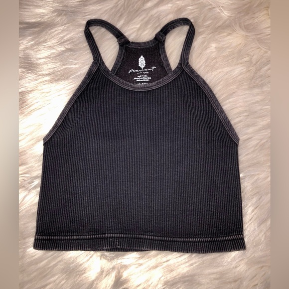 *please read* Free People Movement Happiness Runs Crop Tank BUNDLE OF 3 XS/S - Picture 5 of 17